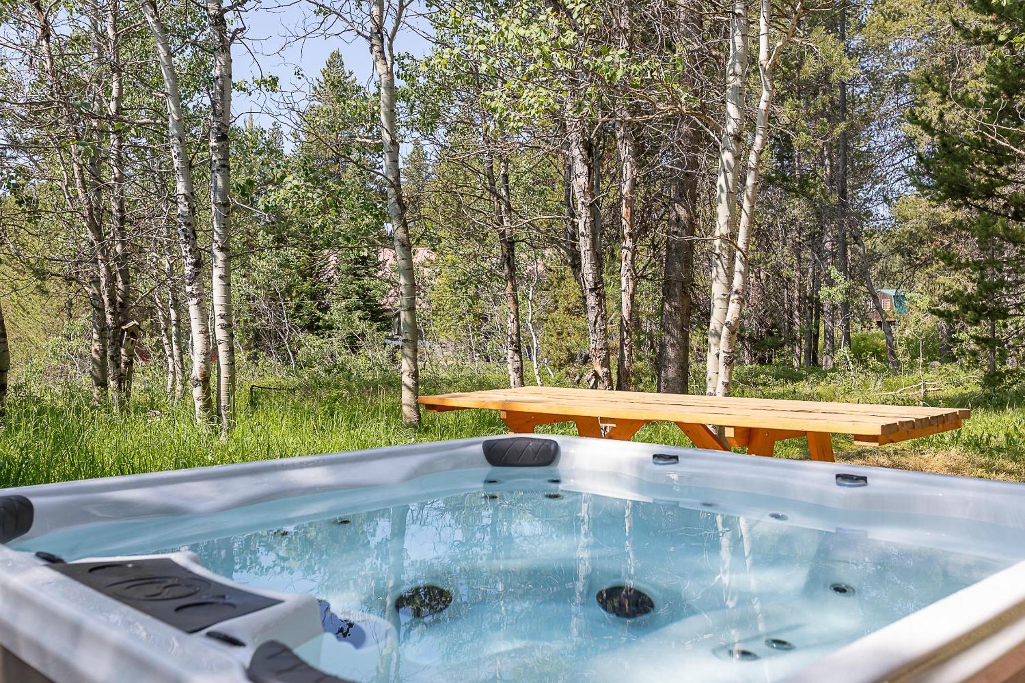 Remington Reload By Kabino Hot Tub Firepit Roku Big Yard Driveway Grill Wifi Trails ไอส์แลนด์พาร์ก ภายนอก รูปภาพ